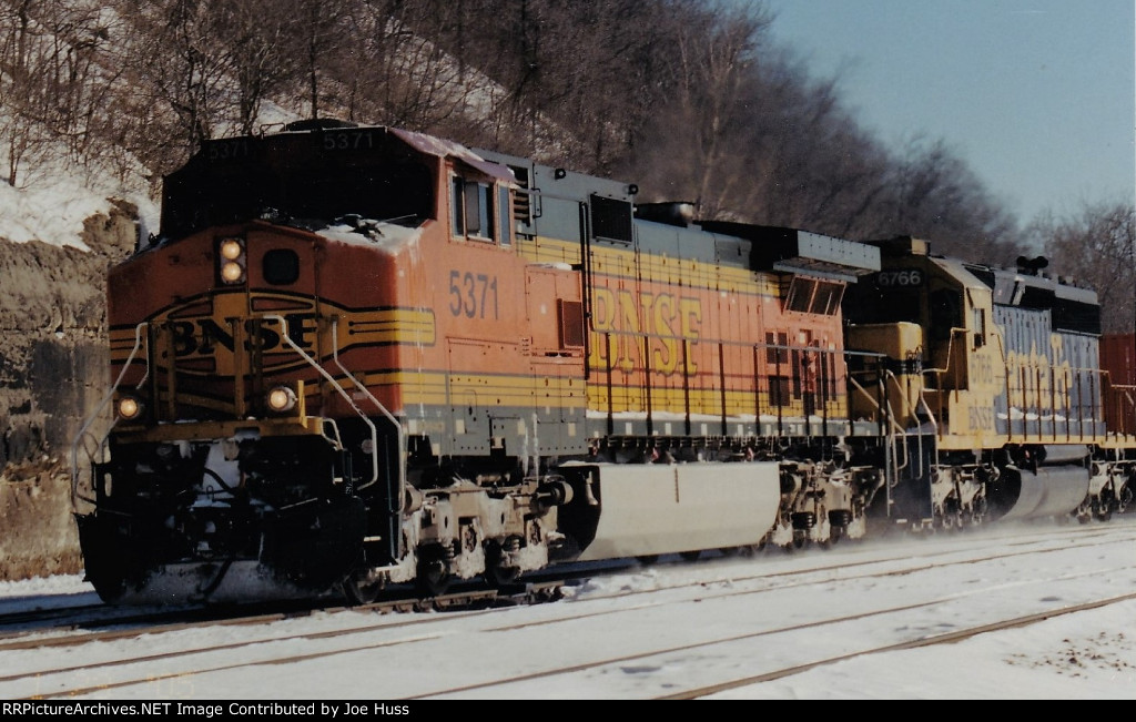 BNSF 5371 West